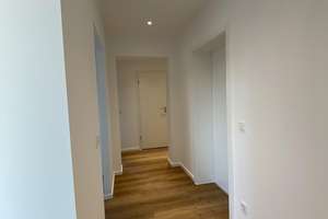 Kernsanierte 3-Zimmer-Wohnung mit Balkon,2 WCs & Luxusbad-barrierefreiem Zugang – Saidelsteig 3, 91058 Tennenlohe, Erlangen – Vorschaubild 15