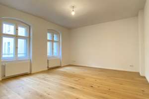 Großzügige 1 Zimmerwohnung mit Einbauküche