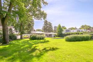 Einziehen, wohlfühlen und gut gehen lassen: Moderner Komfort-Bungalow im beliebten Villenviertel – Die vollständige Adresse der Immobilie erhältst du vom Anbieter., 76139 Waldstadt, Karlsruhe – Vorschaubild 13
