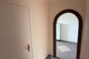 Schöne 4-Zimmer-Wohnung mit Einbauküche in Kiel – Pickertstraße  43a, 24143 Gaarden-Ost, Kiel – Vorschaubild 2