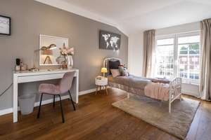 Ruhe, Raum und Stil: Einfamilienhaus mit 6 Zimmern und ca. 762 m² Grundstück – Die vollständige Adresse der Immobilie erhältst du vom Anbieter., 22397 Lemsahl-Mellingstedt, Hamburg – Vorschaubild 16