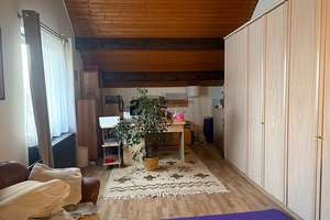 Etwas ganz Besonderes: Freistehendes Architektenhaus mit ELW, Pool, Doppelgarage und großem,sonnigen – Die vollständige Adresse der Immobilie erhältst du vom Anbieter., 74392 Freudental – Vorschaubild 11