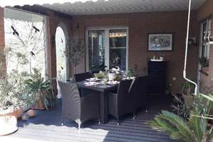 Charmanter Winkelbungalow mit überdachter Terrasse, Garten und traumhaftem Ausblick über Seesen – Die vollständige Adresse der Immobilie erhältst du vom Anbieter., 38723 Seesen – Vorschaubild 2