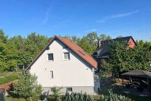 Einfamilienhaus in Berlin-Alt-Hohenschönhausen – Die vollständige Adresse der Immobilie erhältst du vom Anbieter., 13053 Alt-Hohenschönhausen, Berlin – Vorschaubild 2