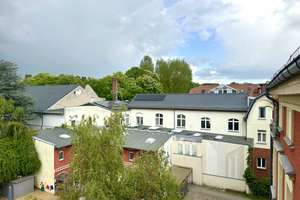 Großzügiges 4-Zi.-Dachgeschoss-Juwel mit großer Terrasse im Herzen von Lichterfelde-West – Die vollständige Adresse der Immobilie erhältst du vom Anbieter., 12205 Lichterfelde, Berlin – Vorschaubild 16