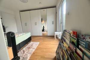 Voll möblierte Neubau-3-Zimmer-Wohnung mit TG-Stellplatz und Balkon – sofort bezugsfertig – Maria-Arndts-Straße 21, 81249 Aubing-Süd, München – Vorschaubild 21