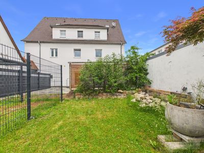 Sanierte Erdgeschosswohnung mit Garten in zentraler Lage von Lauf