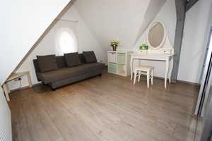 Helle GALERIE-WOHNUNG im Herzen Feuerbachs – Stuttgart – Vorschaubild 6