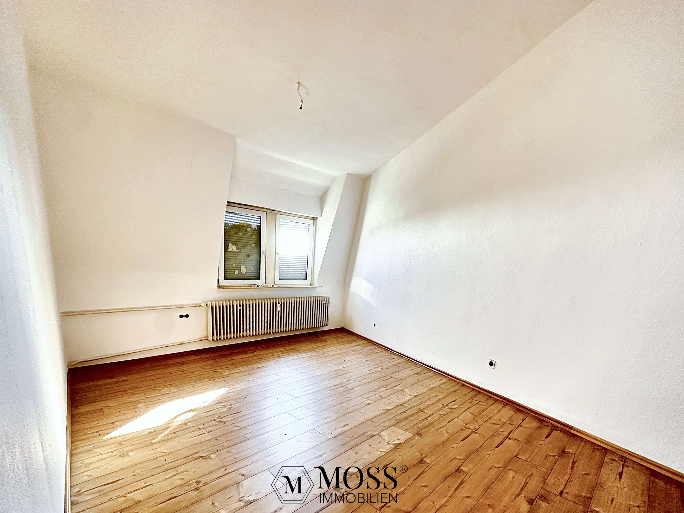 Immobilie in Butzbach - Sanierungsbedürftige 5 Zimmer Altbauwohnung in Zentrumsnähe - Bild 0