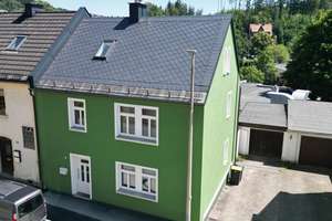 WOHNHAUS - Außen NEU - Innen VIEL gemacht