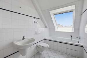 Über den Dächern des Helmholtzkiez: Bezugsfertige 2-Zimmer-Dachgeschosswohnung mit Terrasse – Die vollständige Adresse der Immobilie erhältst du vom Anbieter., 10439 Prenzlauer Berg, Berlin – Vorschaubild 23