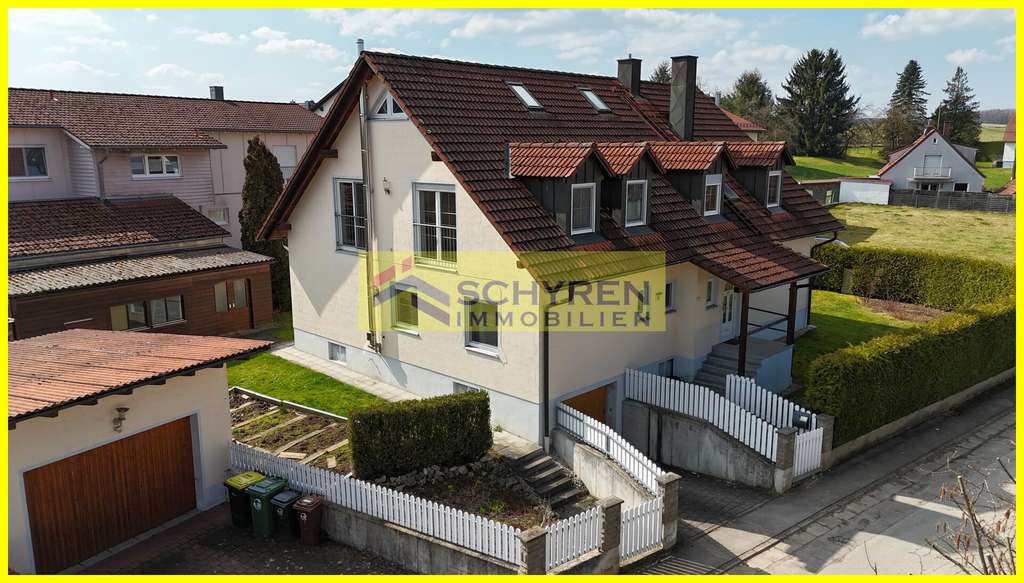 Immobilie in Scheyern - Großzügiges Zweifamilienhaus mit Traumgarten & Südbalkon - Bild 0