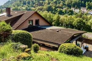 Zweifamilienhaus mit Herz und Geschichte: Raum für Generationen in Eberbach – Die vollständige Adresse der Immobilie erhältst du vom Anbieter., 69412 Eberbach – Vorschaubild 1