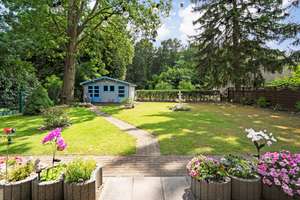 Zukunftssicheres Einfamilienhaus mit Photovoltaik, Wärmepumpe und sonnigem Südwestgarten – Die vollständige Adresse der Immobilie erhältst du vom Anbieter., 15370 Fredersdorf-Vogelsdorf – Vorschaubild 2