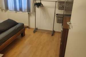 Geschmackvolle 2-Raum-Wohnung mit Einbauküche und eigenem Garten in Ingolstadt.  – Schubertstraße 1d, 85057 Nordwest, Ingolstadt – Vorschaubild 12