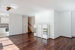 Helle neuwertige Eigentumswohnung mit eigenem Garten und Tiefgaragenstellplatz im Quartier Colonia – Die vollständige Adresse der Immobilie erhältst du vom Anbieter., 51103 Kalk (Ortsteil), Köln – Vorschaubild 9