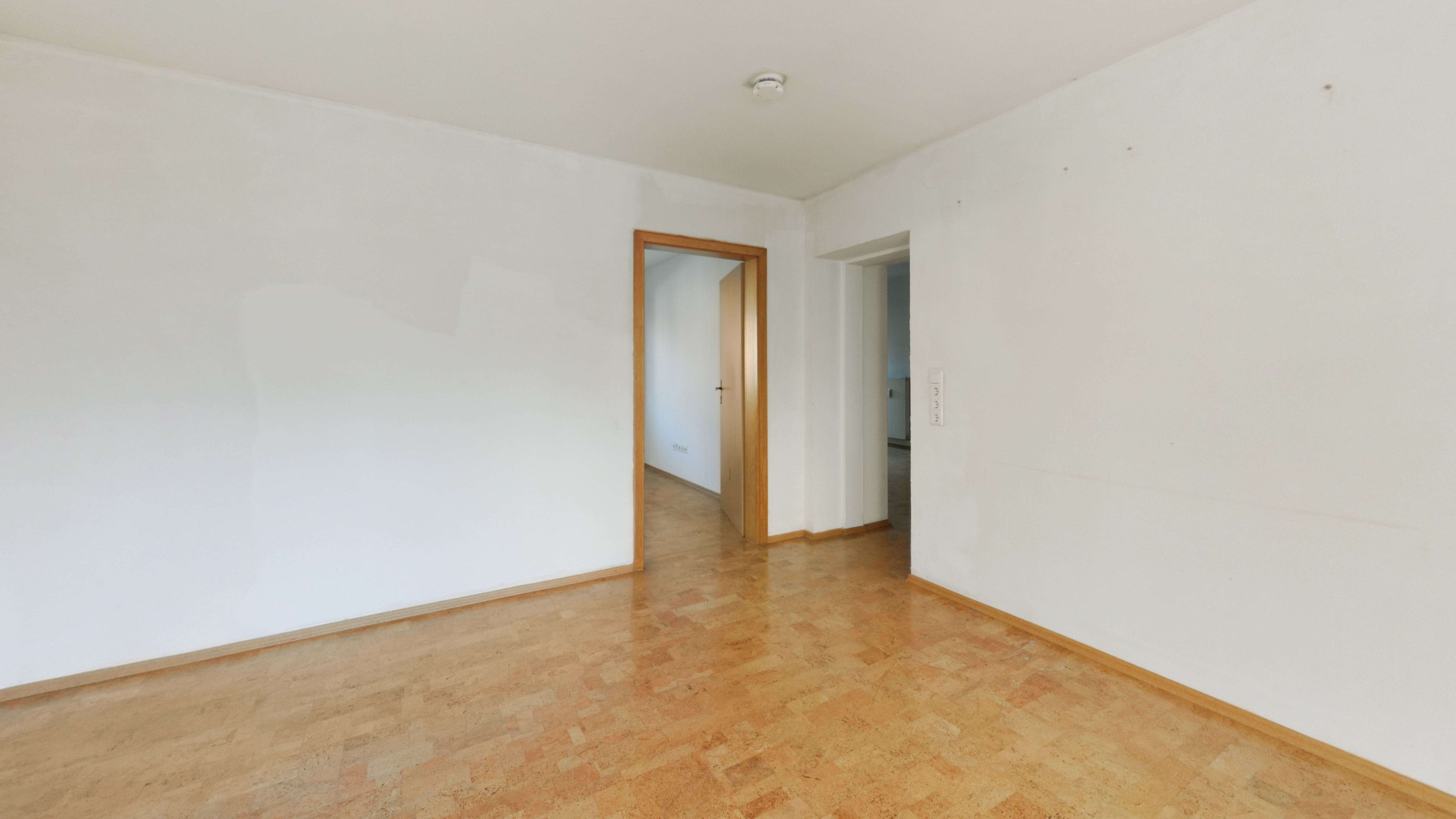 Immobilie in Sulzfeld - Zweifamilienhaus im Ortskern von Sulzfeld! - Bild 0