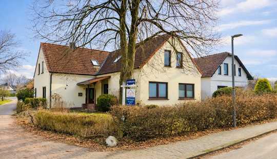 Bild von *Achtung Preisreduktion!*
Viel Potential - Teilvermietetes Zweifamilienhaus inkl. Baugrundstück