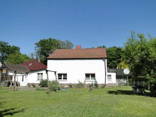 Sanierungsbedürftiges Wohnhaus im grünen Zeesen - Bild 6