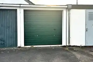 Großes Haus mit Garage in schöner Lage von Lechenich-Süd zu verkaufen (ca. 15 Fußminuten vom Markt) – Rhein-Erft-Kreis – Vorschaubild 38