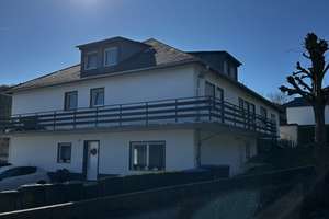 Attraktives Mehrfamilienhaus mit stabilem Mietertrag und Entwicklungspotenzial – Die vollständige Adresse der Immobilie erhältst du vom Anbieter., 56653 Wehr – Vorschaubild 2