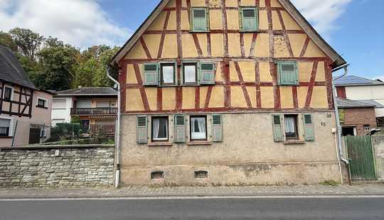 Bild von Zwei Seiten Hof in Runkel Dehrn 885m 2 Grundstück mit großem Garten