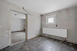 Teilrenoviertes Ein/Zweifamilienhaus mit Potenzial – Die vollständige Adresse der Immobilie erhältst du vom Anbieter., 72461 Albstadt – Vorschaubild 18