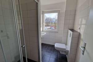In der 1. Etage leben, ein Aufzug ist gegeben – Lahnstr. 11, 38120 Weststadt, Braunschweig – Vorschaubild 5