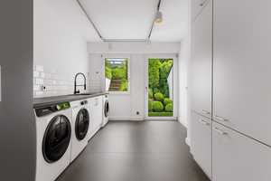 Top-Villenanwesen mit Pool & Park-Grundstück! Garden-Lounge-House! 4 Bäder! 2 Doppel-Garagen! – Duisburg – Vorschaubild 25