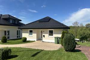 Freistehendes kleines Haus im Bungalow Style , hell und gemütlich in ruhiger Lage im OT Kohlberg – Die vollständige Adresse der Immobilie erhältst du vom Anbieter., 51570 Windeck – Vorschaubild 3