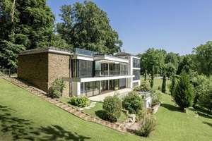 Bestlage Starnberg: Bauhausvilla der Extraklasse – Die vollständige Adresse der Immobilie erhältst du vom Anbieter., 82319 Starnberg – Vorschaubild 2