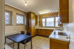 Tolles Einfamilienhaus mit großem Grundstück in begehrter Lage – Esslingen (Kreis) – Vorschaubild 6