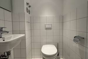 Hochwertige, barrierefreie 2-Zimmer-Erdgeschosswohnung mit Terrasse – Brunnenstraße 6, 85598 Vaterstetten – Vorschaubild 9