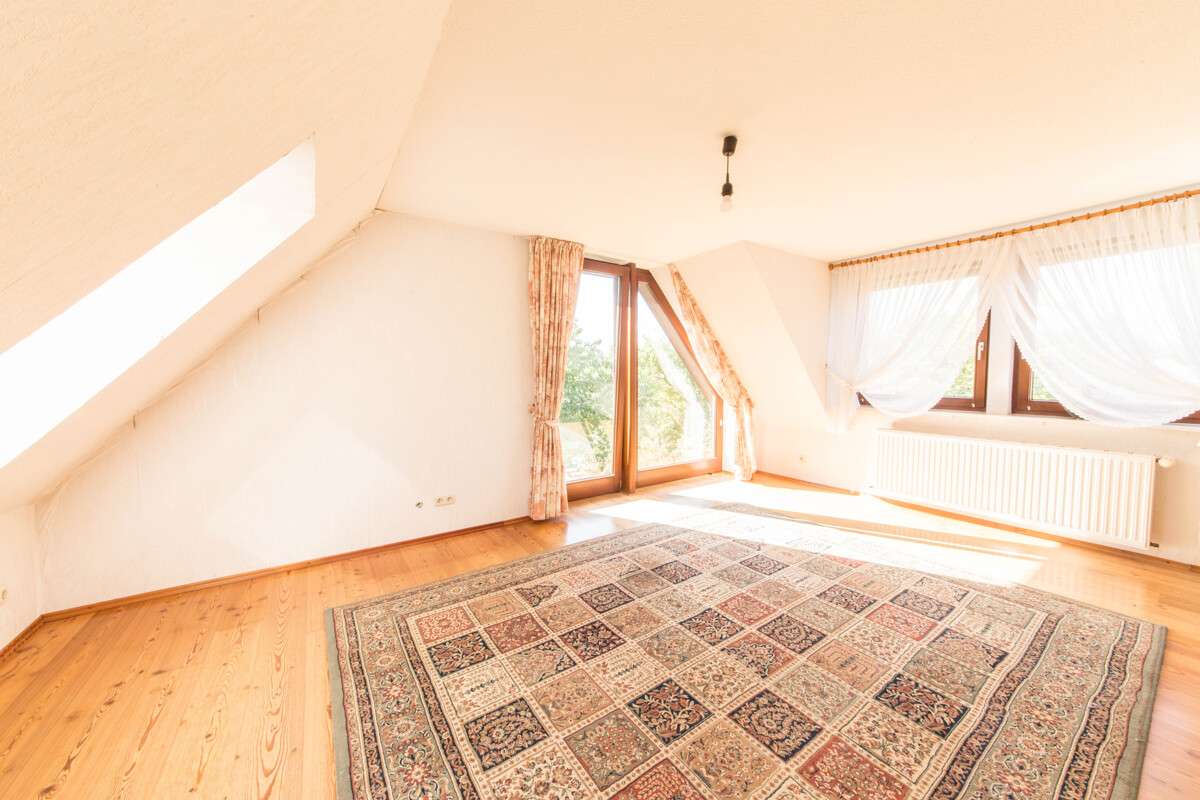 Immobilie in Niesgrau - Zweifamilienhaus mit Traumgarten in Wassernähe - Bild 4