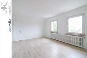 Bielefeld-Brackwede: Gemütliche und gut aufgeteilte 3 Zimmer-Wohnung – Die vollständige Adresse der Immobilie erhältst du vom Anbieter., 33647 Brackwede, Bielefeld – Vorschaubild 2