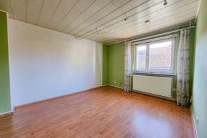 Haus mit Charakter & Nebengebäude – viel Potenzial für kreative Käufer – 60437 Nieder-Eschbach, Frankfurt am Main – Vorschaubild 14