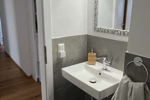 Provisionsfrei: Modernisierte 4.0-Zimmer Wohnung in Wiesbaden Biebrich – Die vollständige Adresse der Immobilie erhältst du vom Anbieter., 65187 Südost, Wiesbaden – Vorschaubild 18