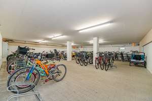 Ein Refugium für die Zukunft: Stilvolles Familienglück mit eigenem Garten in München – Die vollständige Adresse der Immobilie erhältst du vom Anbieter., 81249 Aubing-Süd, München – Vorschaubild 22