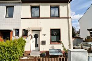 Attraktives Reihenendhaus mit Garten und Stellplatz in Essen-Borbeck