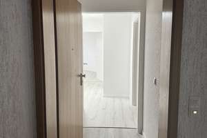 Stilvolle 3-Zimmer-Wohnung mit Panoramablick und EBK in Stuttgart – Lüglensheidestraße Xx, 70378 Neugereut, Stuttgart – Vorschaubild 4