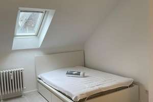 Gemütliche 3-Zimmer-Wohnung am Belgischen Viertel – Roonstrasse 96, 50674 Neustadt/Süd, Köln – Vorschaubild 3