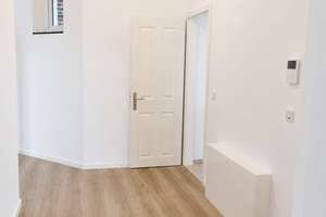 Neuwertig & großzügig – 5 Zimmer mit Terrasse | Ideal für Paare, Homeoffice & Familien – 40599 Reisholz, Düsseldorf – Vorschaubild 3