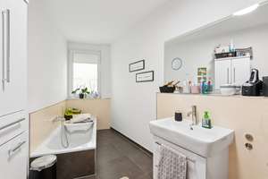 Moderne Stadtwohnung mit Balkon zum Innenhof – Die vollständige Adresse der Immobilie erhältst du vom Anbieter., 40477 Pempelfort, Düsseldorf – Vorschaubild 8