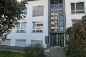 N-Katzwang: Gehobene 2-Zimmer-DG-Wohnung (u.a. mit Parkett, Granit, hell usw.) | Top! | von Privat