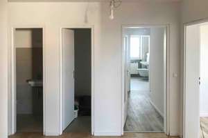 Modern ausgestattete 4-Zimmer-Wohnung mit Südbalkon und Weitblick – Die vollständige Adresse der Immobilie erhältst du vom Anbieter., 91058 Schönfeld, Erlangen – Vorschaubild 2