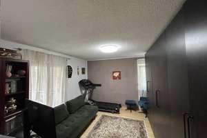 Diese großzügige 4-Zimmer-Eigentumswohnung befindet sich in einem gepflegten Mehrfamilienhaus im bel – Großgartacher Straße 174/4, 74080 Böckingen, Heilbronn – Vorschaubild 5