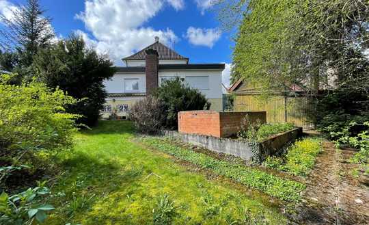Neubau-DHH in ruhiger Lage mit 2 KFZ-Stellplätzen und eigenem Grundstück! Eningen