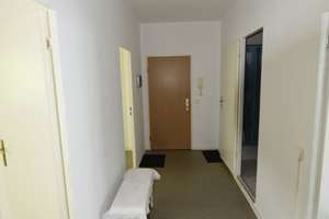 Ruhig bei offenem Fenster schlafen- bezugsfreie 3 Zimmer Wohnung – Ahrenshooper Str. 74, 13051 Neu-Hohenschönhausen, Berlin – Vorschaubild 3