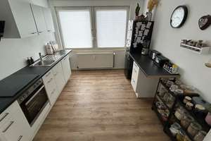 Modernisierte 3-Zimmer Dachgeschosswohnung mit Balkom in Hameln – Die vollständige Adresse der Immobilie erhältst du vom Anbieter., 31789 Hameln – Vorschaubild 2