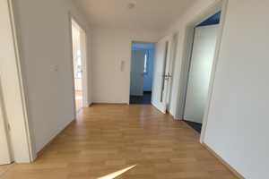 * HIER BLEIBEN KEINE WOHNWÜNSCHE OFFEN * hochwertig ausgestattete DHH mit GARTEN + GARAGE + CARPORT – Roth (Kreis) – Vorschaubild 22
